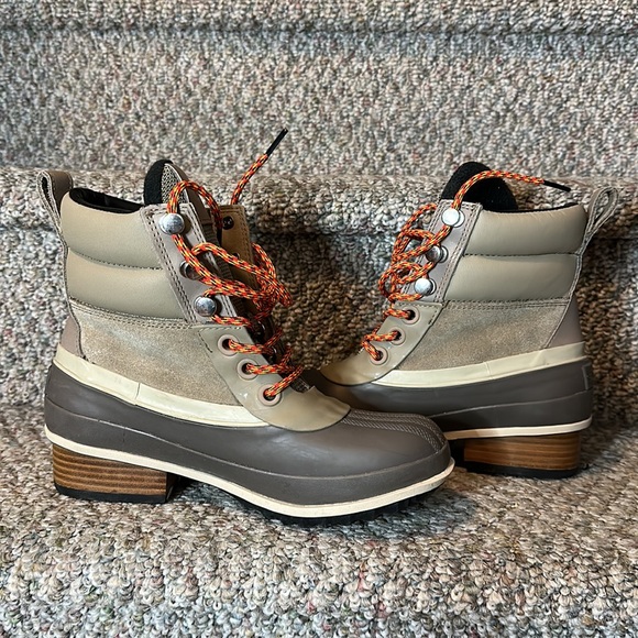 Sorel hiker boots - Picture 5 of 5